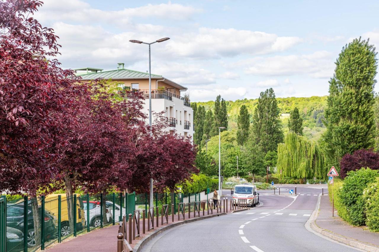 Ferienwohnung Chic Apart With Parking Mantes-la-Jolie Exterior foto